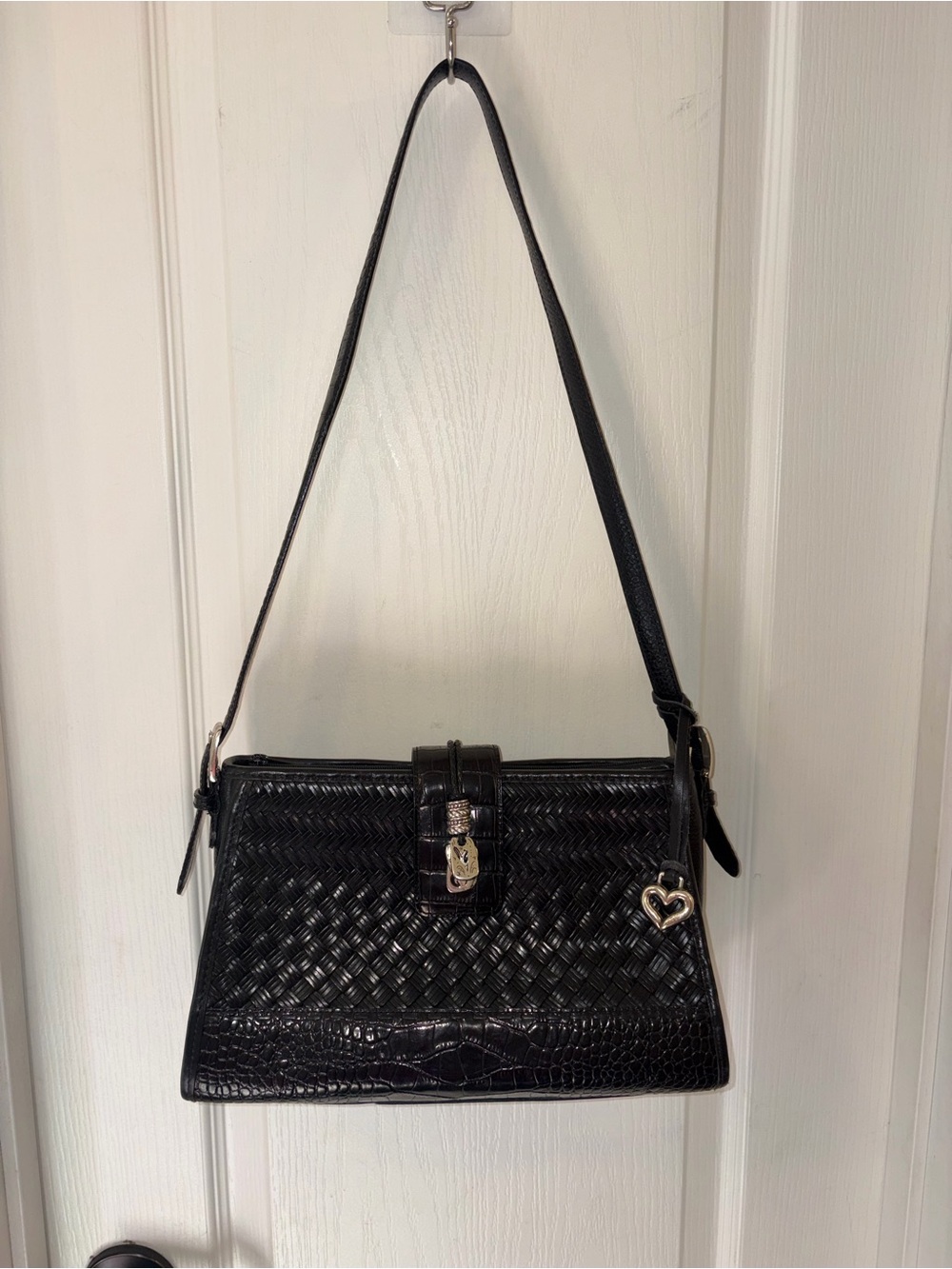 Vintage Brighton Black Basket Weave Leather Shoulder Bag Plaid Lining C594952